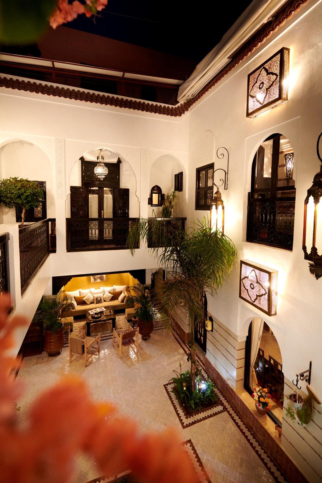 Riad Dar Amanza En Exclusivite Avec 4 Chambres Au Coeur De La Medina Marraquexe Exterior foto